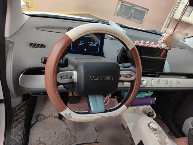 Changan Lumin — Фото автомобиля 6