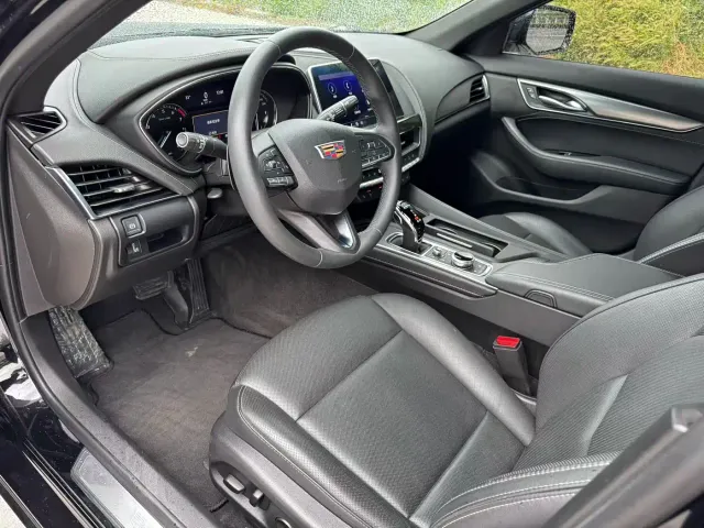 Cadillac CT5 — Фото автомобиля 4
