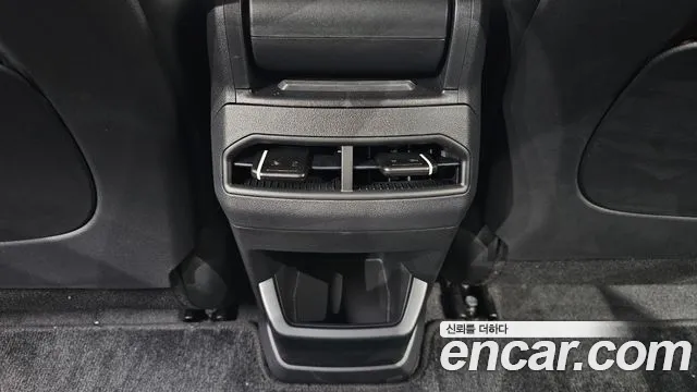 Kia EV4 Long Range 2WD — Фото автомобиля 7