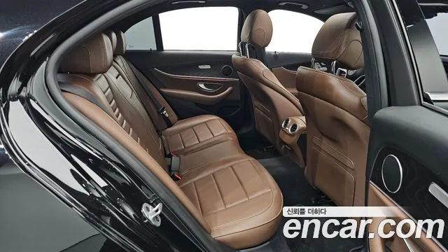 Mercedes-Benz E-Class W213 — Фото автомобиля 18