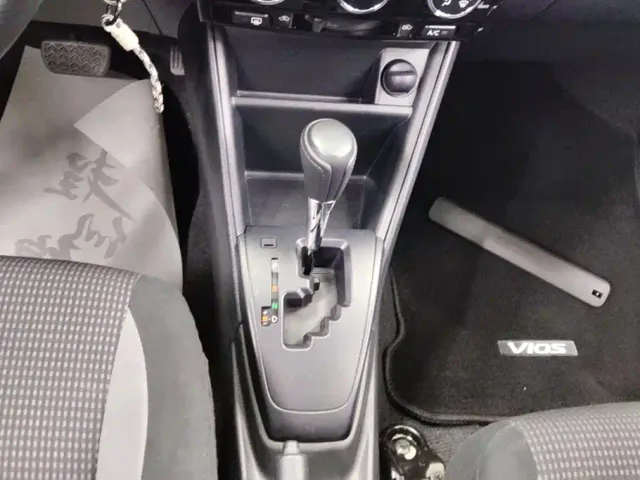 Toyota Vios — Фото автомобиля 16