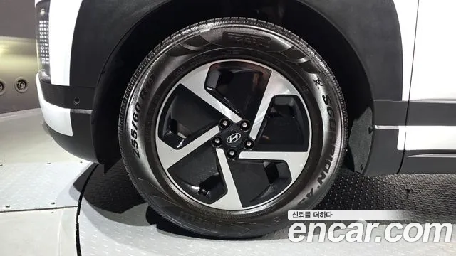 Hyundai Ioniq 9 — Фото автомобиля 5