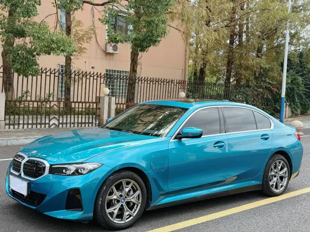 BMW i3 — Фото автомобиля 3