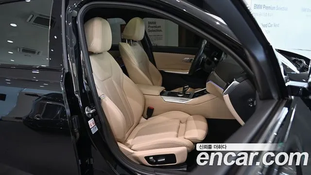 BMW 3-Series 3 серия (G20) 320i M Sport — Фото автомобиля 13