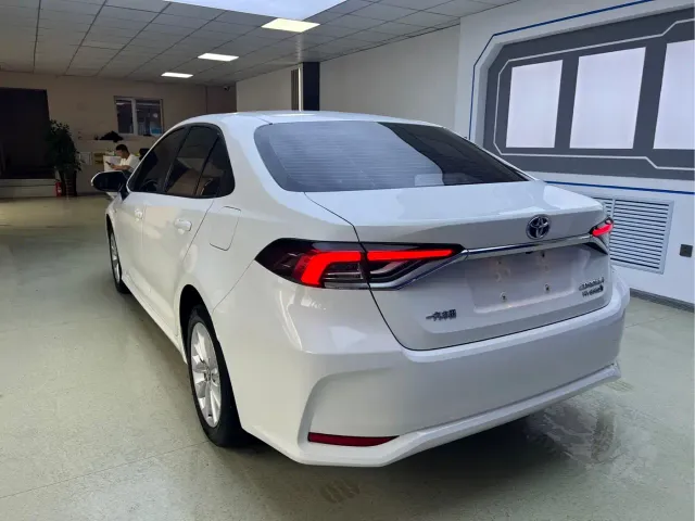 Toyota Corolla — Фото автомобиля 6