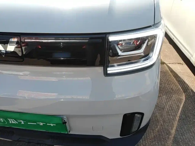 Wuling Hongguang Mini EV — Фото автомобиля 23
