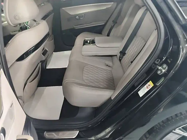 BYD Han — Фото автомобиля 12