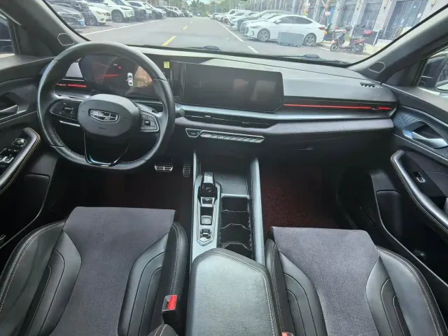 Geely Binrui — Фото автомобиля 8