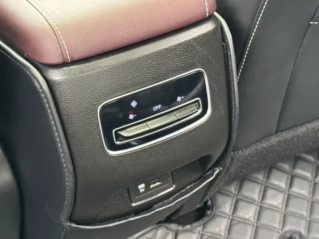 GAC Trumpchi M6 — Фото автомобиля 18