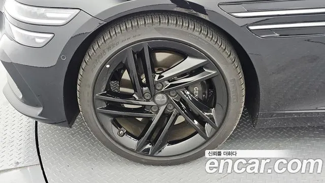 Genesis G80 RG3 — Фото автомобиля 5
