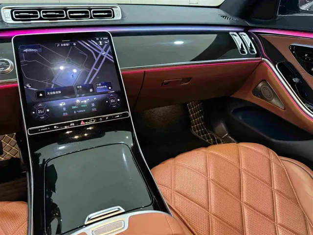 Mercedes-Benz Maybach S-Class — Фото автомобиля 16