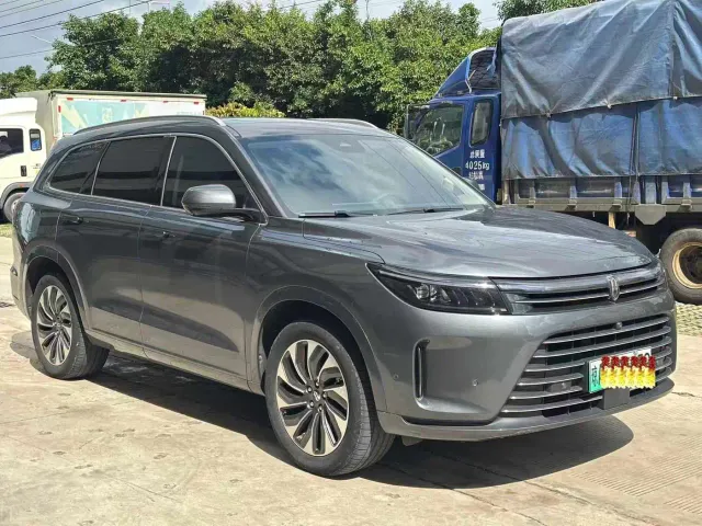 Aito M7 — Фото автомобиля 2
