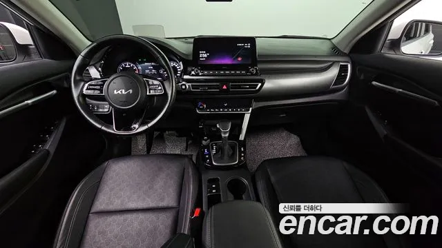 Kia Seltos Seltos Бензин 1.6 турбо 2WD — Фото автомобиля 7