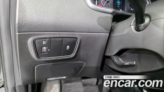 Hyundai Tucson Tucson (NX4) Дизель 2.0 2WD — Фото автомобиля 15