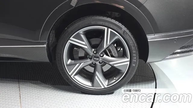 Genesis GV80 — Фото автомобиля 6