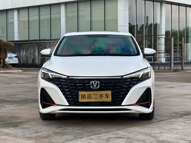 Changan Eado — Фото автомобиля 2