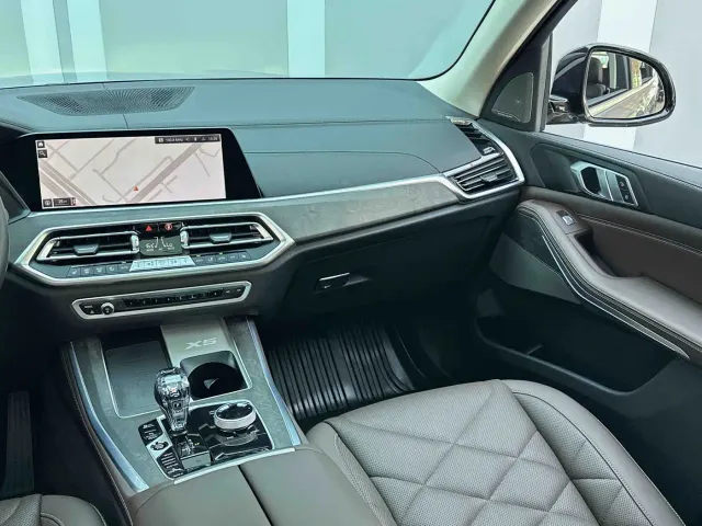 BMW X5 — Фото автомобиля 8