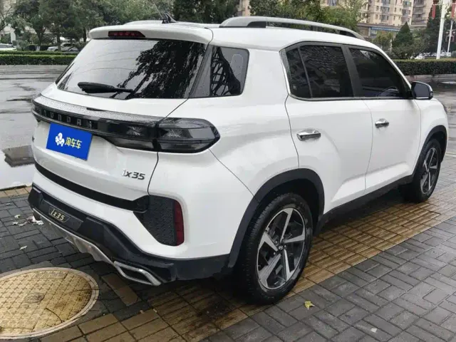 Hyundai ix35 — Фото автомобиля 3