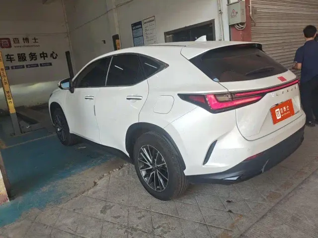 Lexus NX — Фото автомобиля 8