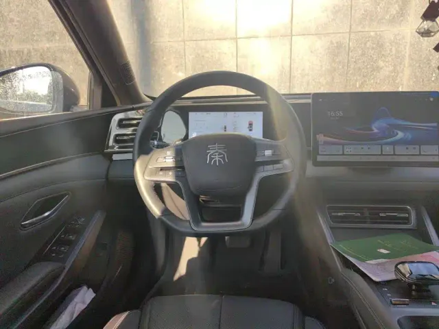 BYD Qin L — Фото автомобиля 11
