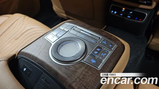 Genesis G80 Бензин 3.5 турбо AWD — Фото автомобиля 20
