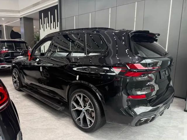 BMW X5 — Фото автомобиля 8