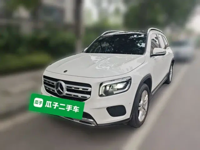 Фотография автомобиля — Mercedes-Benz GLB-Class