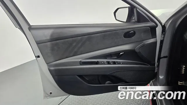 Hyundai Avante CN7 — Фото автомобиля 13