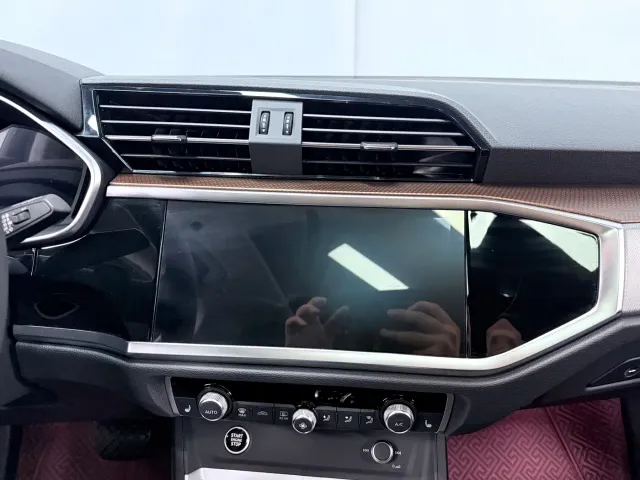 Audi Q3 — Фото автомобиля 13