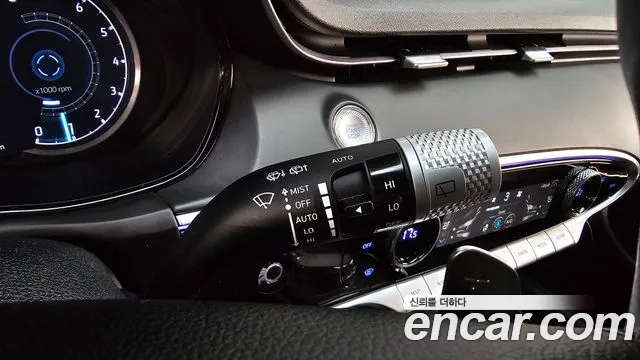Genesis GV70 2.5T Бензин 2WD — Фото автомобиля 22