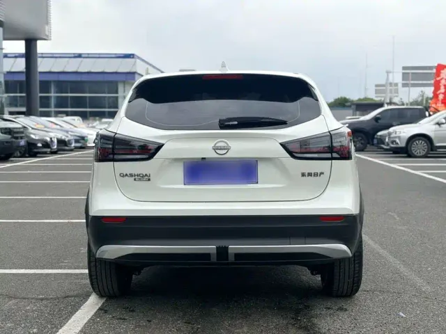 Nissan Qashqai — Фото автомобиля 9