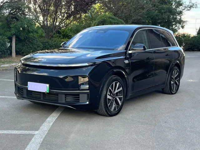 Фотография автомобиля — Li Auto L8