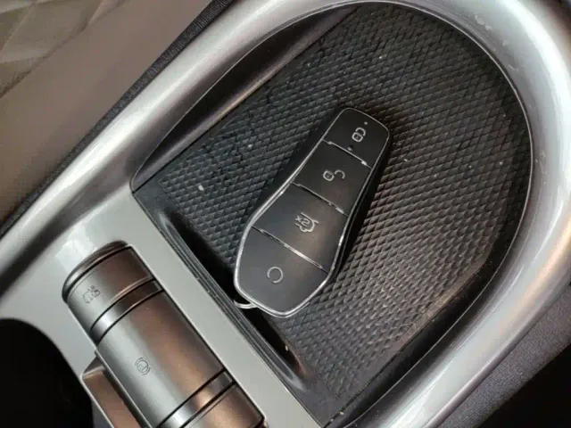 BYD Dolphin — Фото автомобиля 8