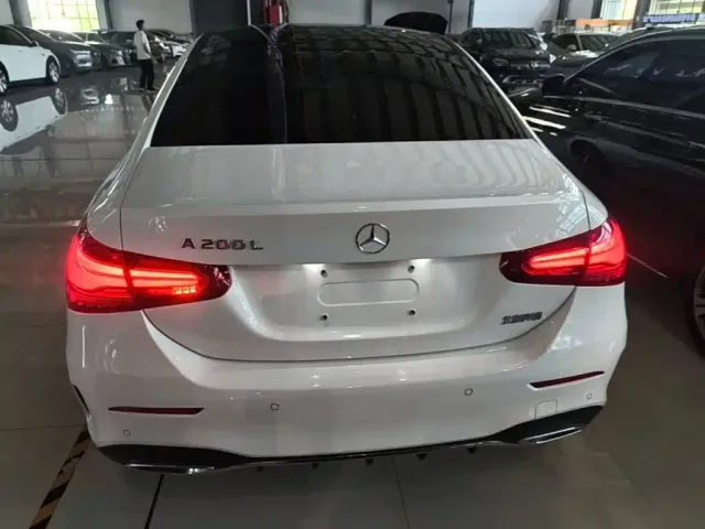 Mercedes-Benz A-Class — Фото автомобиля 3