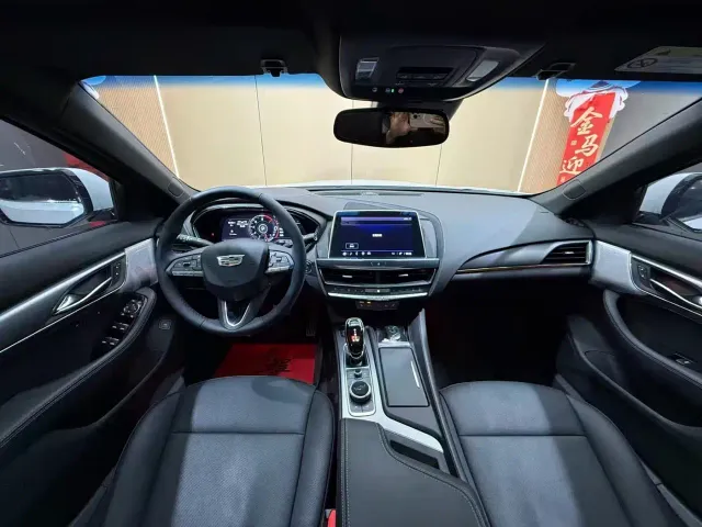 Cadillac CT5 — Фото автомобиля 9