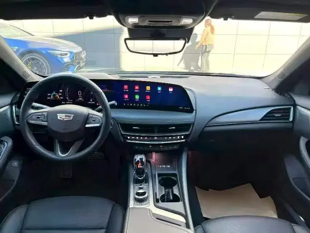 Cadillac CT5 — Фото автомобиля 4