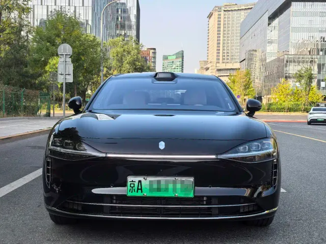 Stelato S9 — Фото автомобиля 2