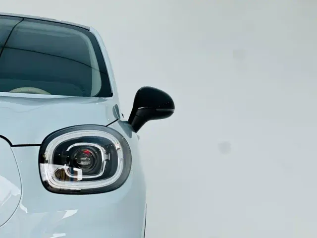 Leapmotor T03 — Фото автомобиля 10