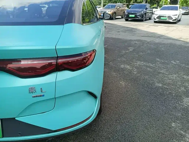 BYD Qin L — Фото автомобиля 7