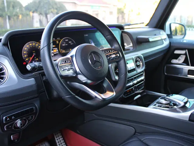 Mercedes-Benz G-Class — Фото автомобиля 16
