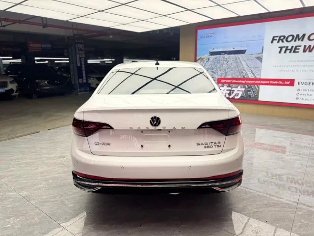 Volkswagen Sagitar — Фото автомобиля 6
