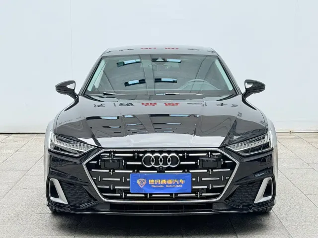 Audi A7L — Фото автомобиля 3