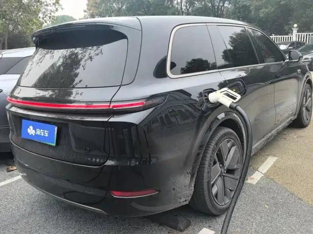 Li Auto L9 — Фото автомобиля 3