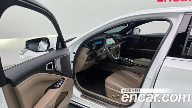 Kia K8 — Фото автомобиля 10