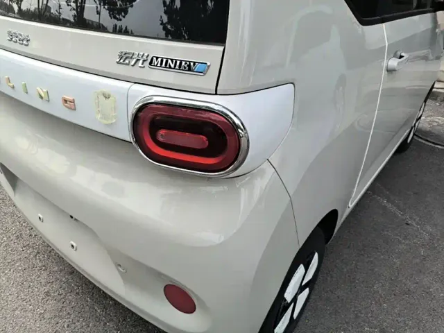 Wuling Hongguang Mini EV — Фото автомобиля 7