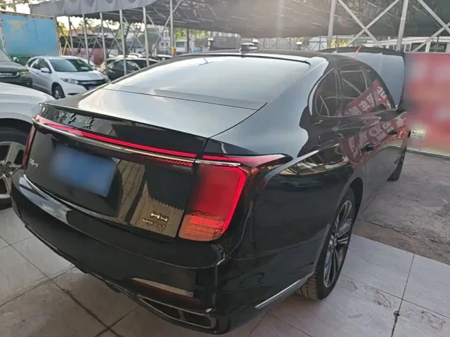 Hongqi H9 — Фото автомобиля 6