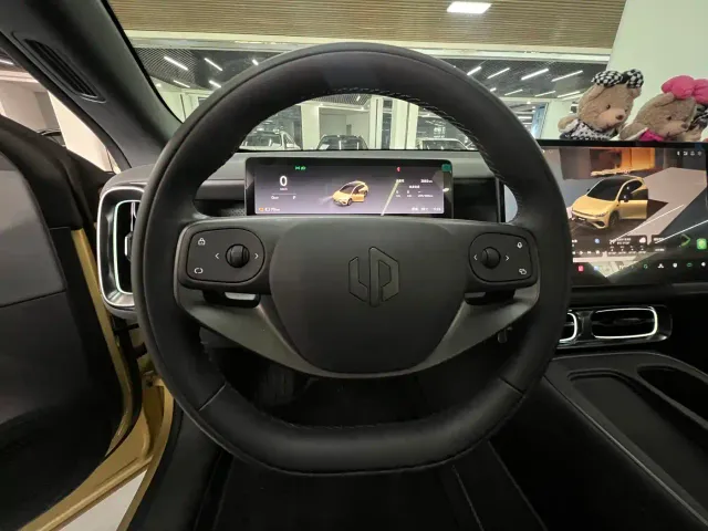 Leapmotor Lafa 5 — Фото автомобиля 12
