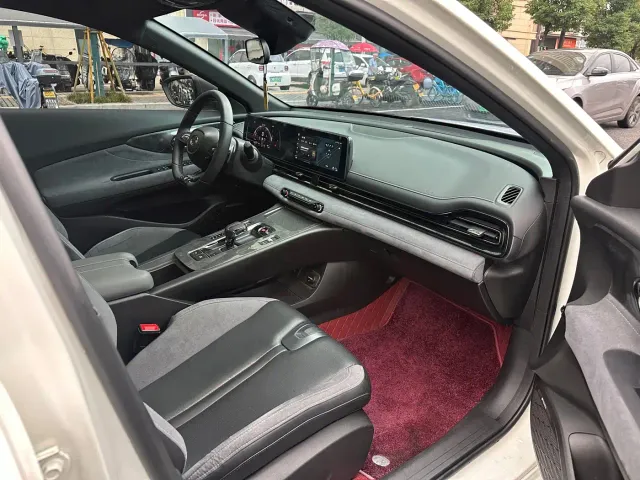GAC Trumpchi Emkoo — Фото автомобиля 15