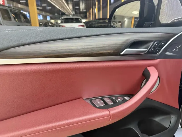 BMW X3 — Фото автомобиля 6