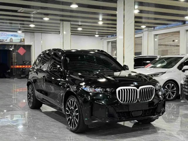 BMW X5 — Фото автомобиля 3